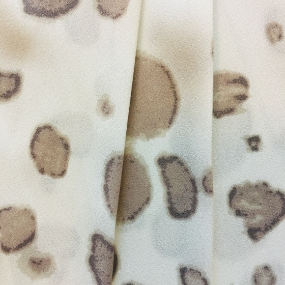 ANN TAYLOR Petite Cream & Taupe Pleated Neck Top 4 - Picture 5 of 9